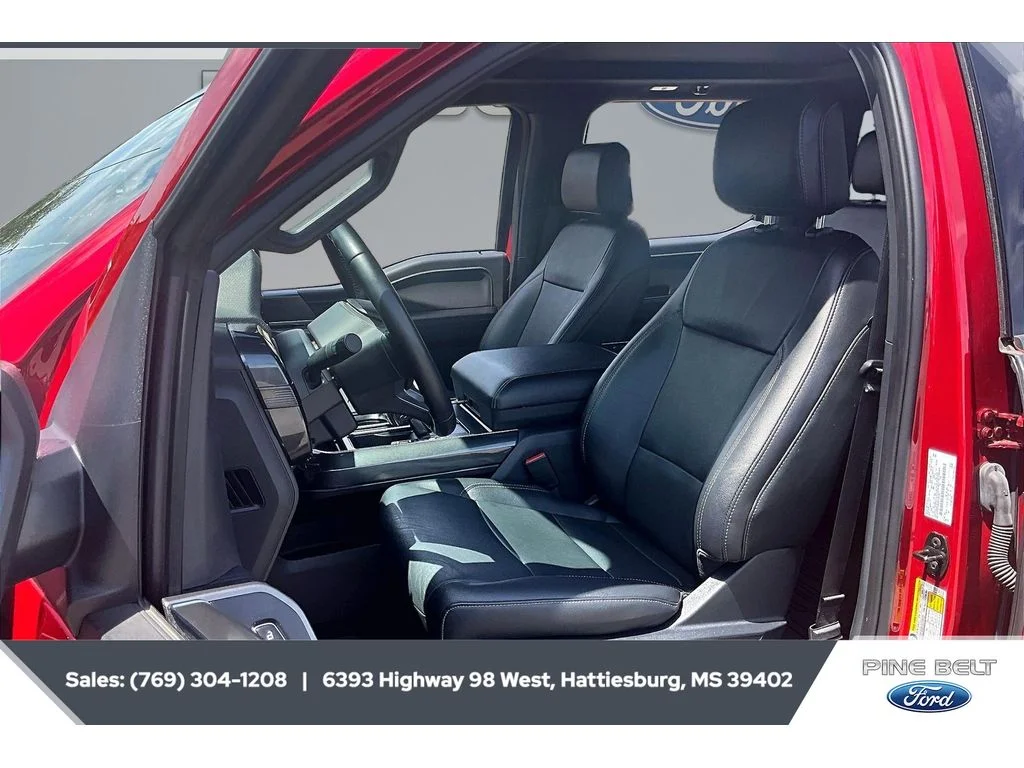 Used 2022 Rapid Red Metallic Tinted Clearcoat Ford XLT image 19