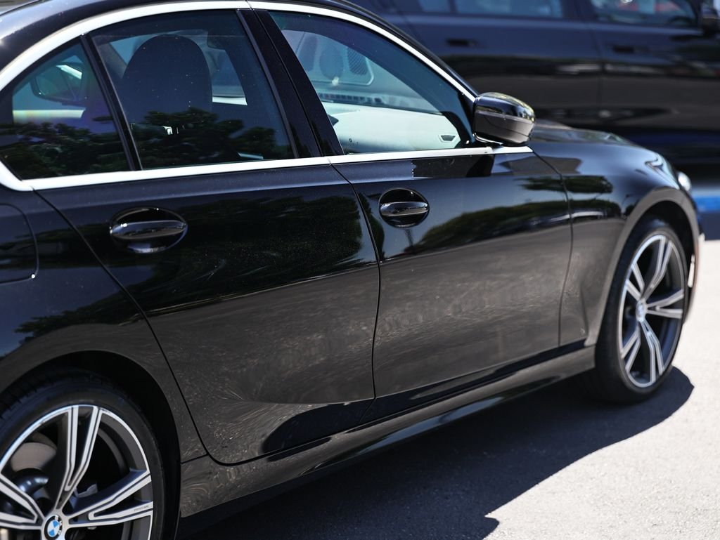 2024 BMW 3 Series 330i - Photo 8