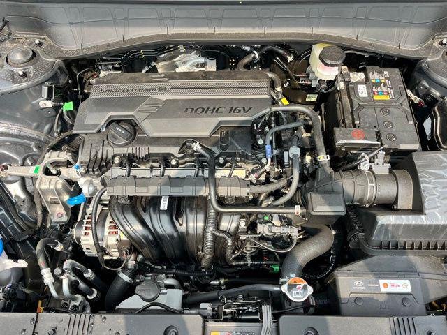 New 2026 Black Hyundai SEL Sport FWD image 27