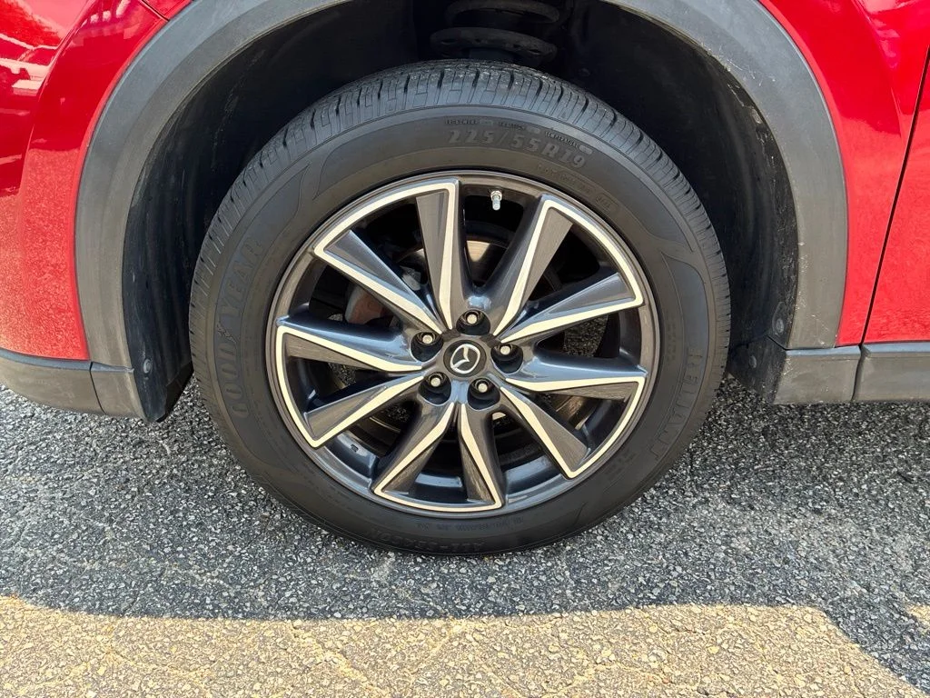 Used 2018 Red Mazda Grand Touring image 10