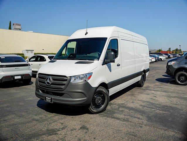 2026 Mercedes-Benz Sprinter Cargo Van 2500 High Roof I4 Diesel 170 RWD