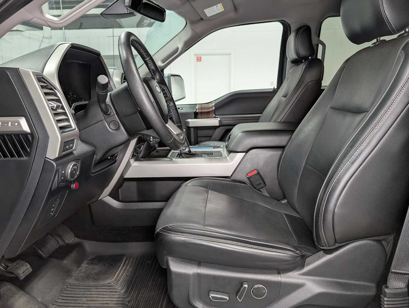 Used 2016 Caribou Metallic Ford Lariat image 4
