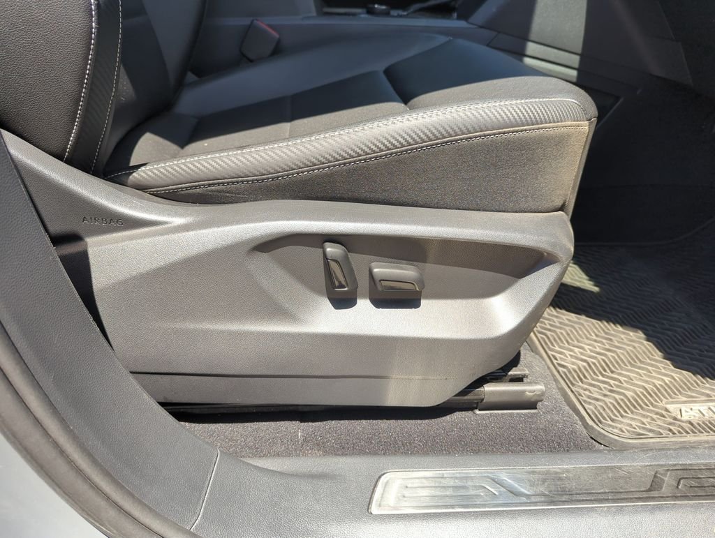 Used 2023 Gray Volkswagen 3.6L V6 SEL R-Line image 39