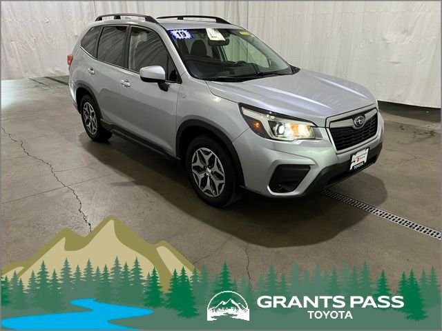 2019 Subaru Forester Premium's photo