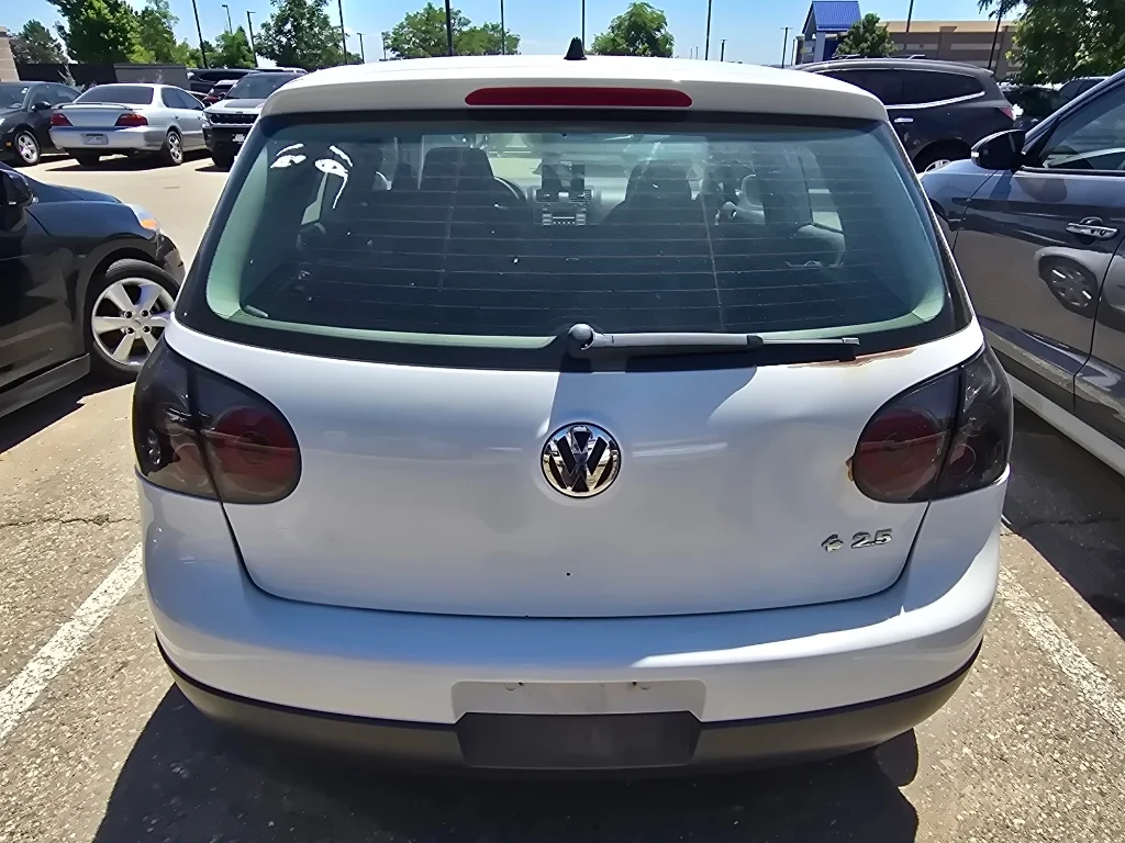 Used 2007 Candy White Volkswagen 2-Door (A6) image 13