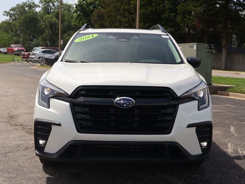 Used 2024 White Subaru Onyx Edition image 2