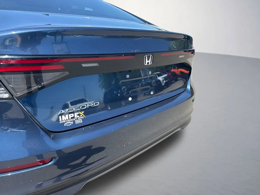 Used 2024  Honda EX image 34