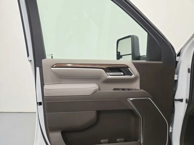 2026 Chevrolet Silverado 3500 HD LT - Photo 35