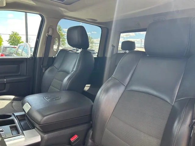 Used 2009 Gray Dodge Sport image 9