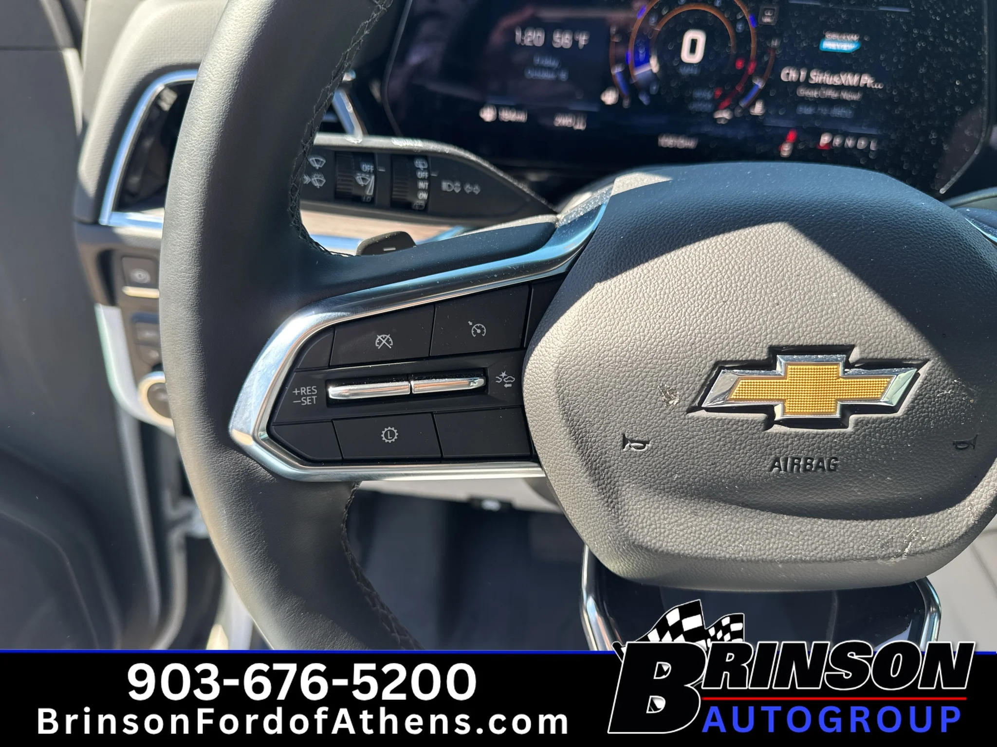 Used 2025 Iridescent Pearl Tricoat Chevrolet Premier image 23