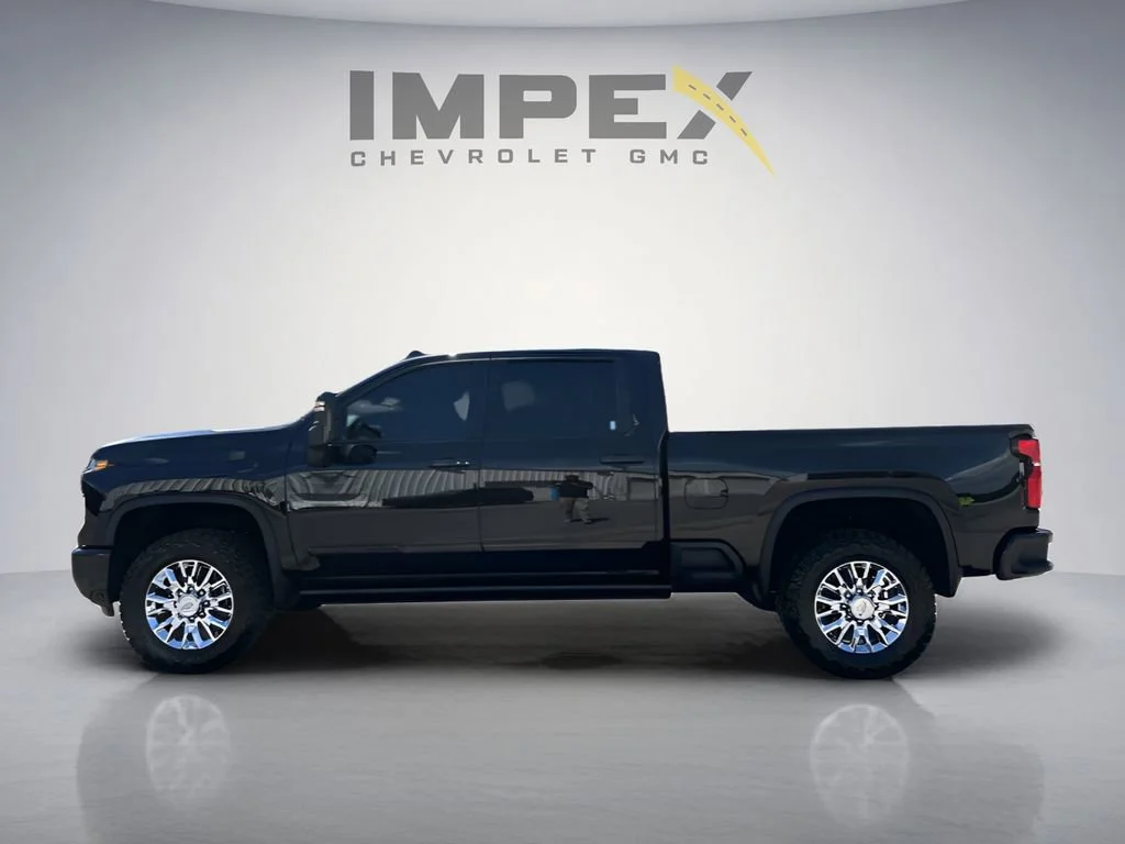 Used 2026 Black Chevrolet High Country image 2