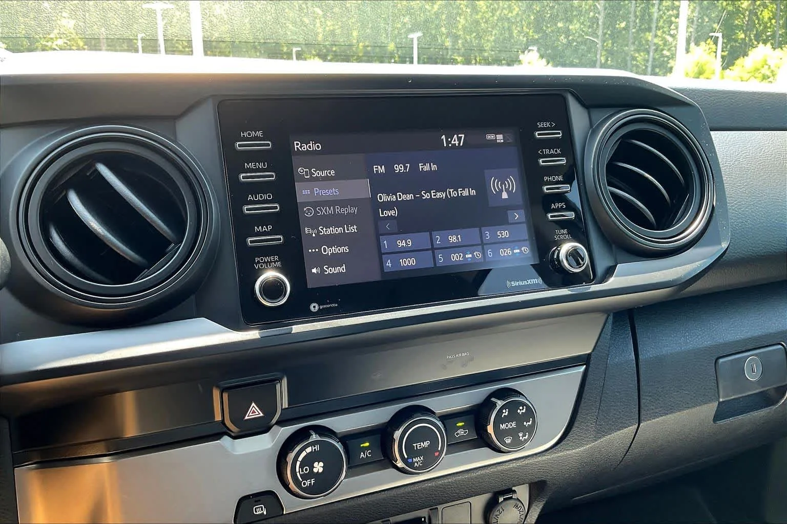 Used 2021 Magnetic Gray Metallic Toyota SR image 31
