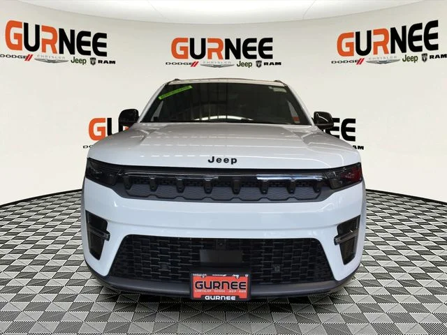 New 2026 Bright White Clear-Coat Exterior Paint Jeep Limited Reserve image 10