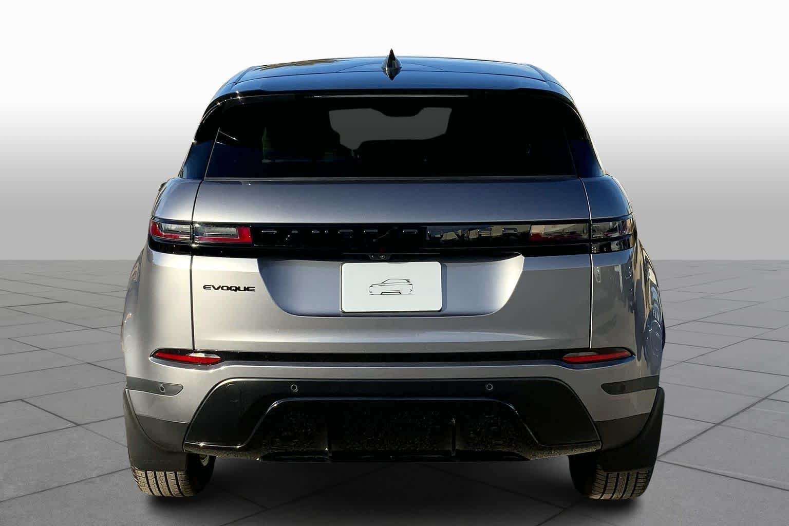 New 2026 Eiger Grey Land Rover Core S image 4