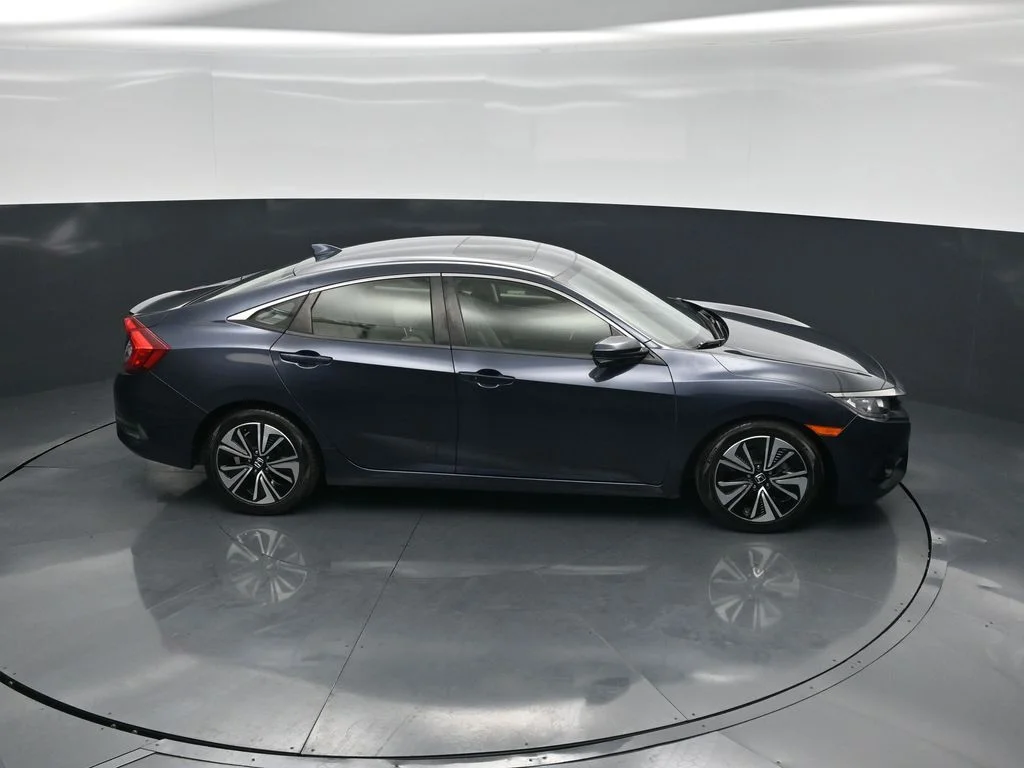 Used 2018 Blue Honda EX-T image 48