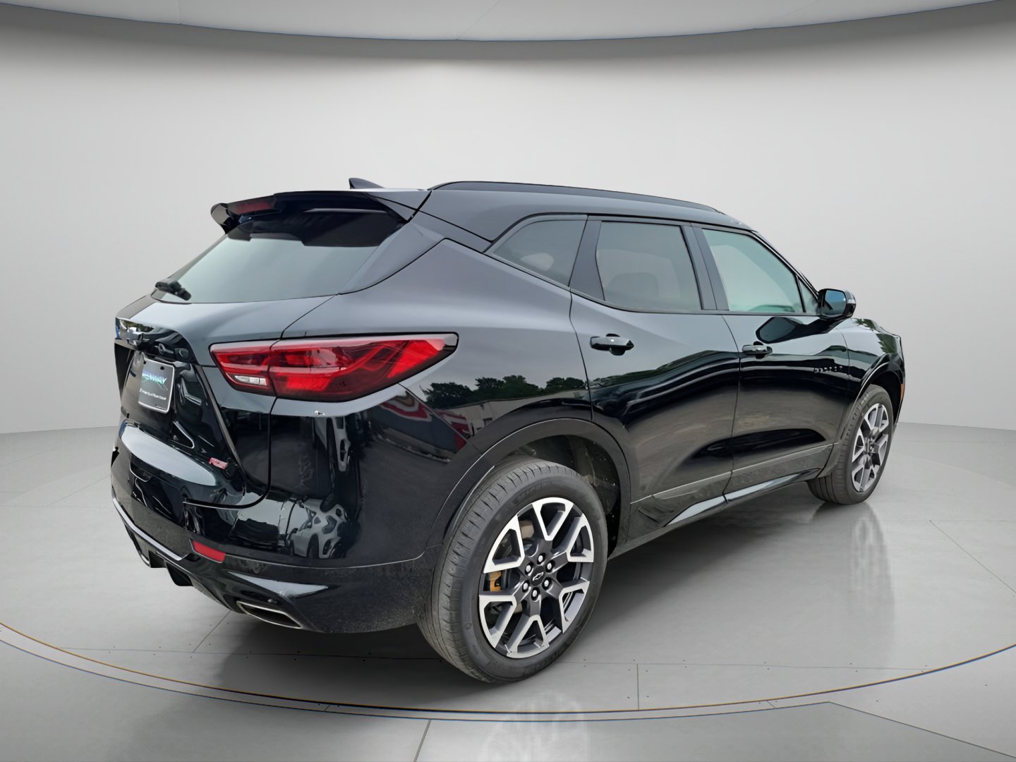 Used 2025 Black Chevrolet RS image 6