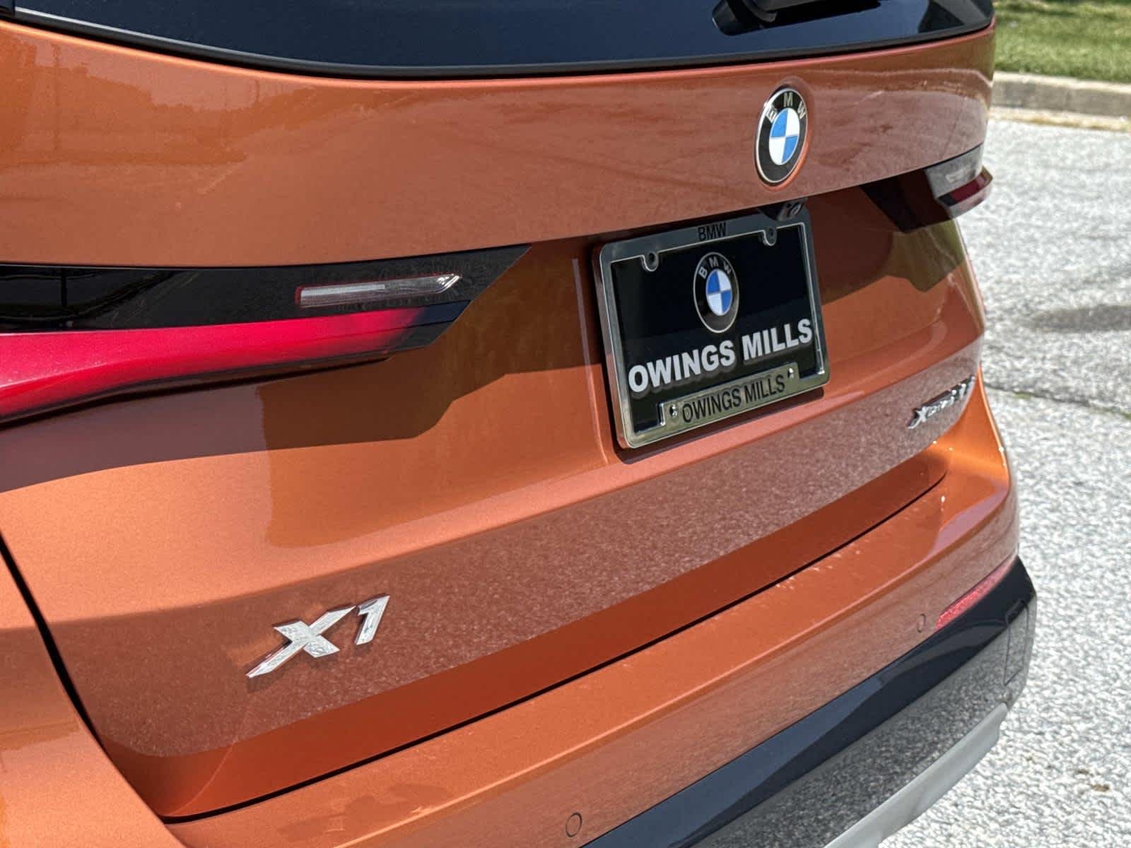 Used 2025 Utah Orange Metallic BMW xDrive28i image 21