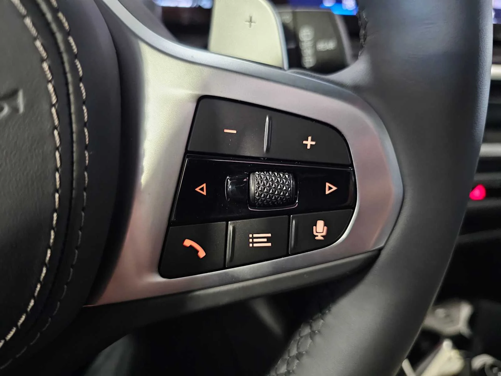 New 2026 Brooklyn Grey Metallic BMW xDrive50e image 19