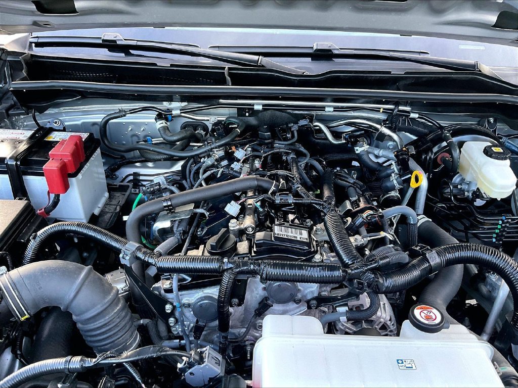 Used 2025  Toyota SR5 image 33