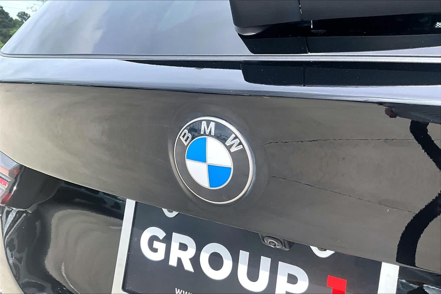 Used 2024 Jet Black BMW sDrive30i image 30
