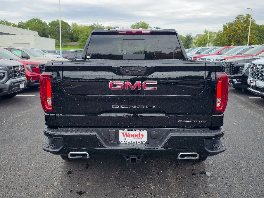 2026 GMC Sierra 1500 Denali - Photo 9