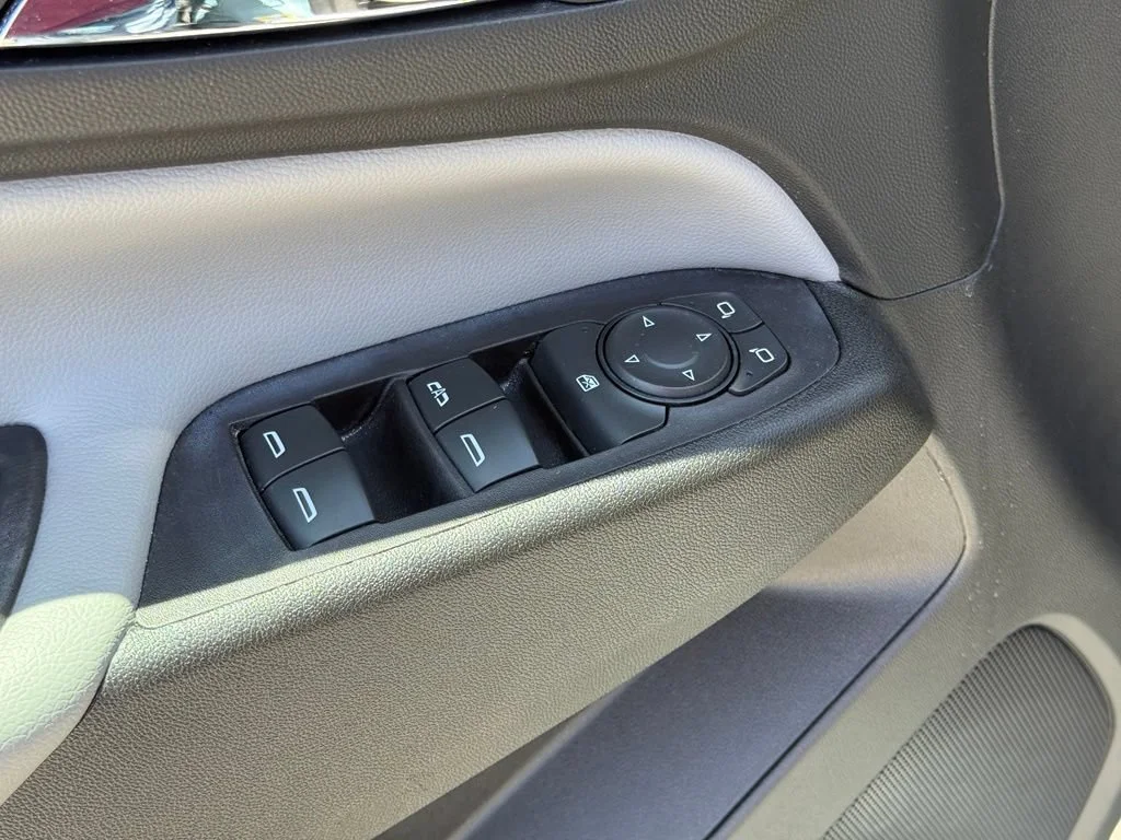 Used 2022 Seaglass Blue Metallic Chevrolet LT image 29
