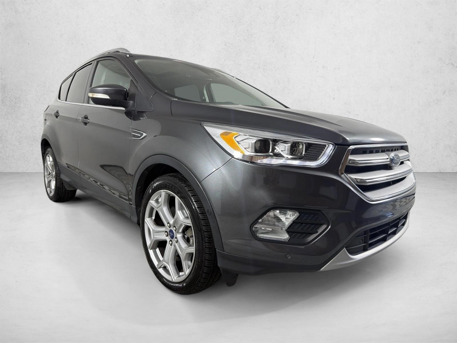Used 2017 Magnetic Metallic Ford Titanium image 1