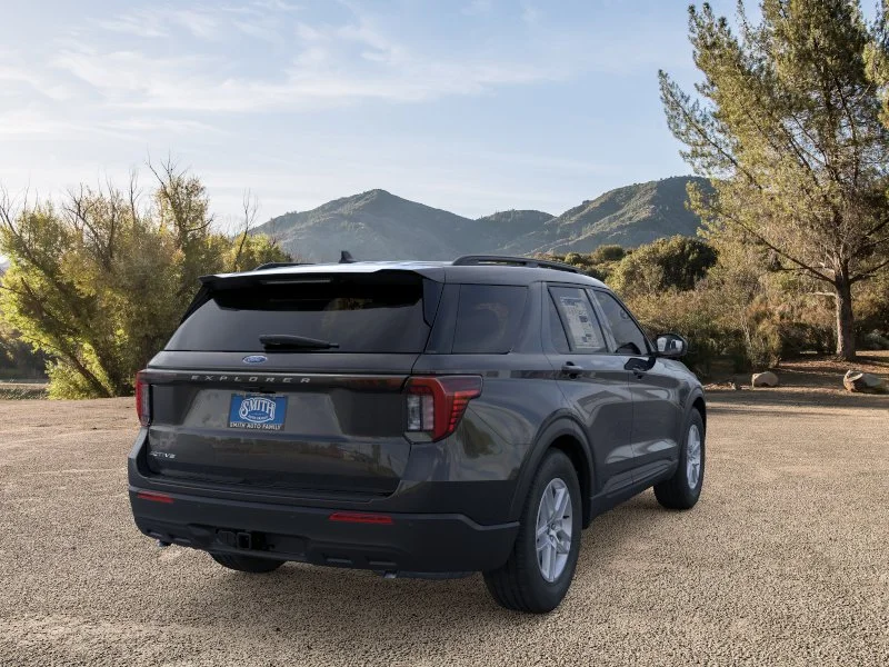 New 2026 Agate Black Metallic Ford Active image 32