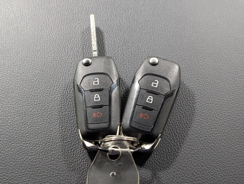 Certified Used 2026 Oxford White Ford XLT image 28