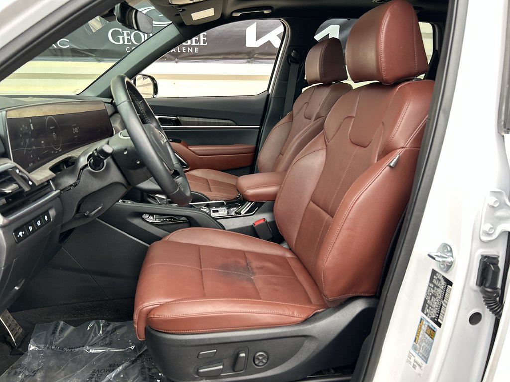 Certified Used 2025 Glacial White Pearl Kia SX image 11