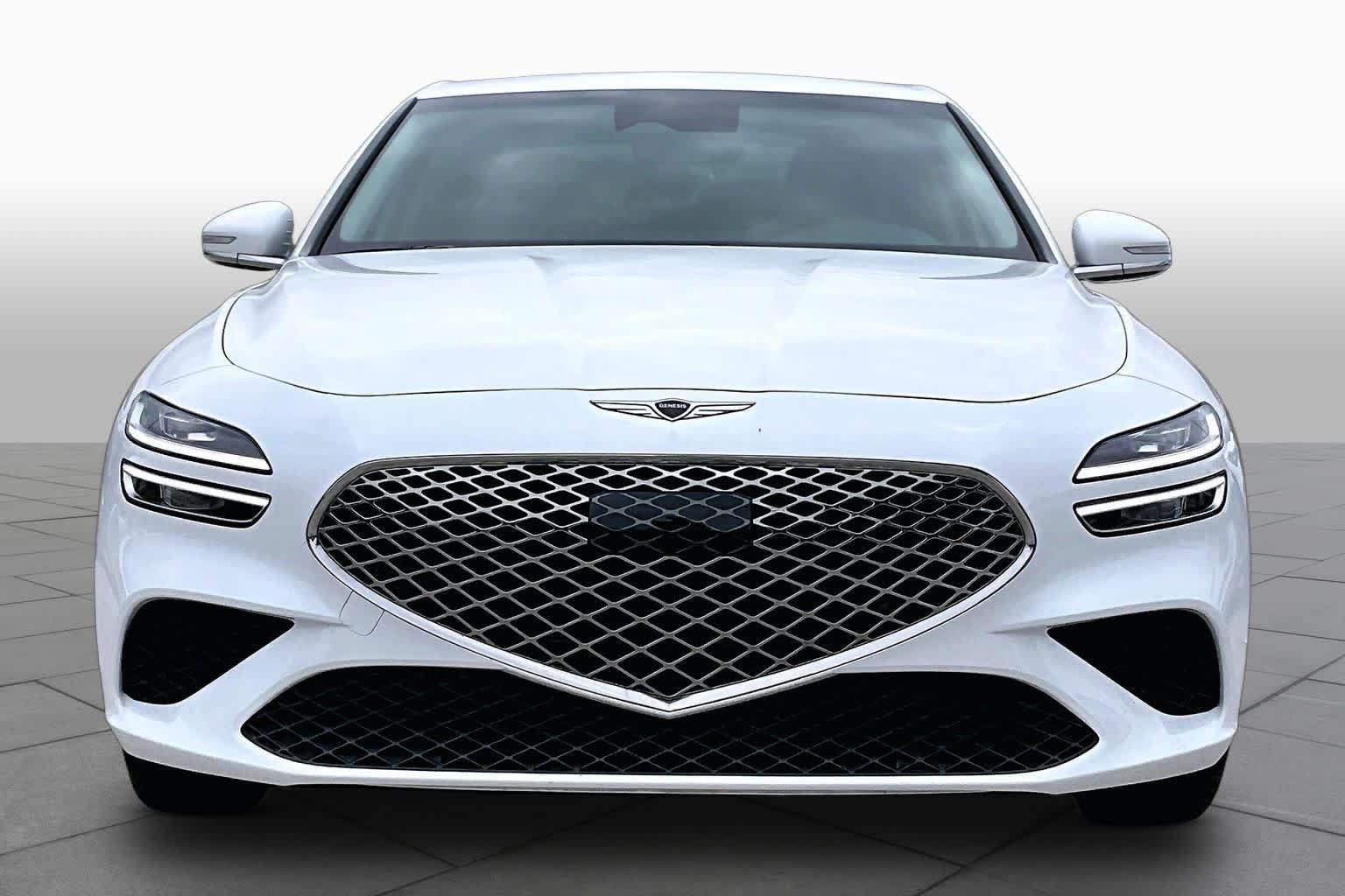 Used 2024 Uyuni White Genesis 2.5T image 4