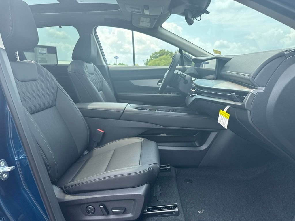 New 2026 Blue Nissan Platinum image 20