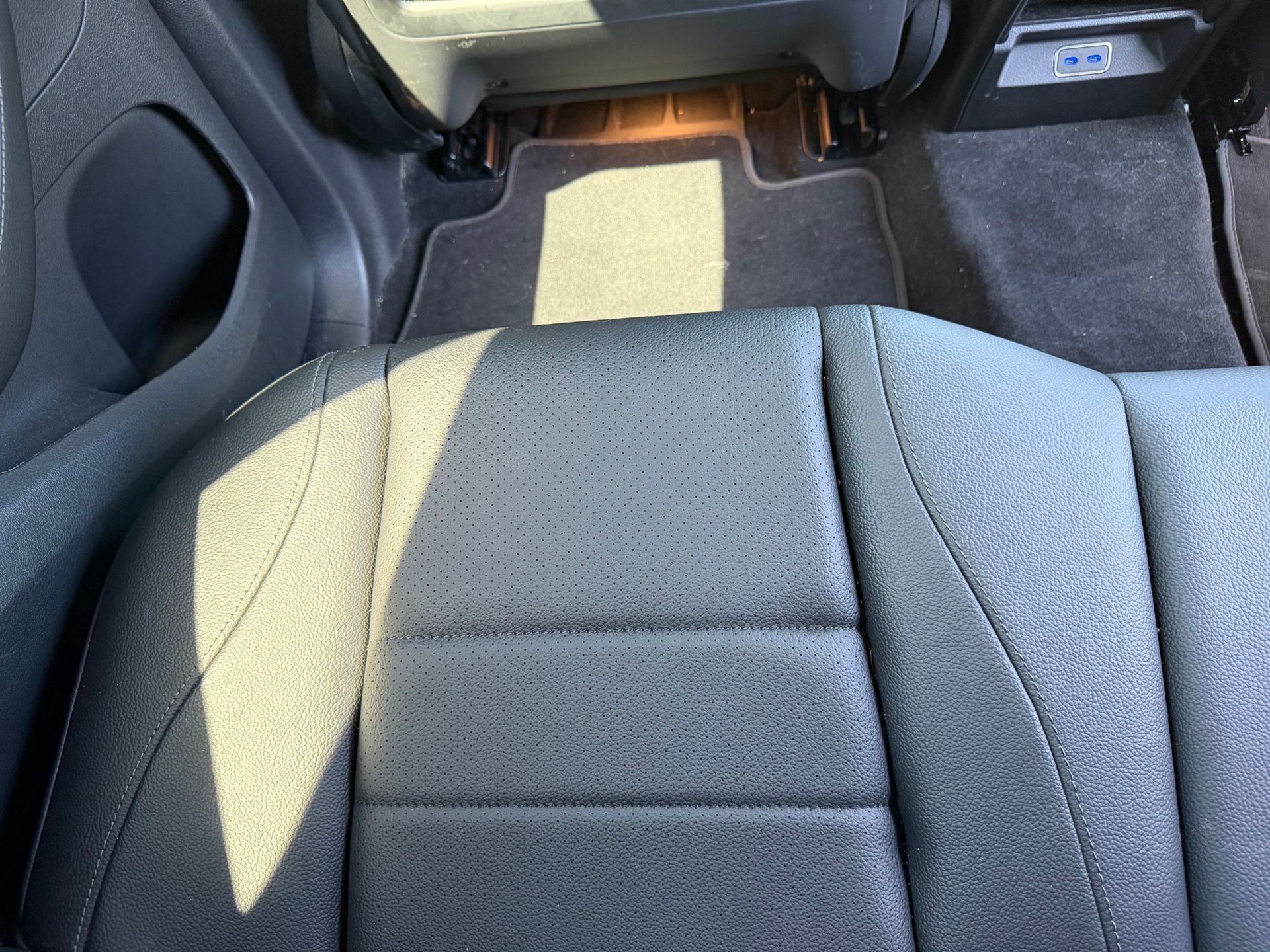 Certified Used 2024 Black Mercedes-Benz GLE 350 image 23