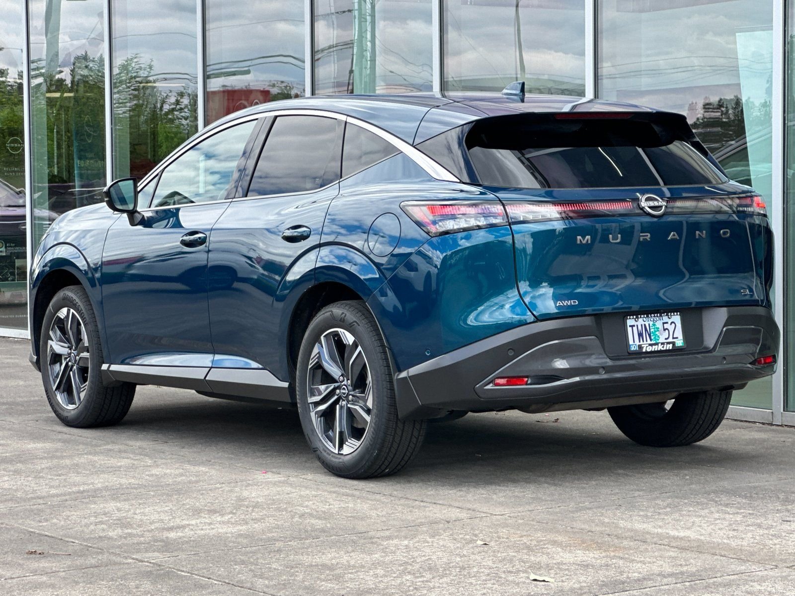 Used 2025 Aurora Blue Pearl Metallic Nissan SL image 5