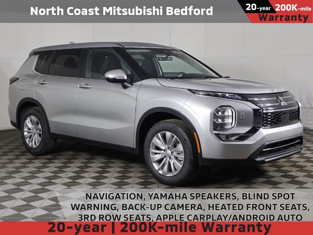 2026 Mitsubishi Outlander ES