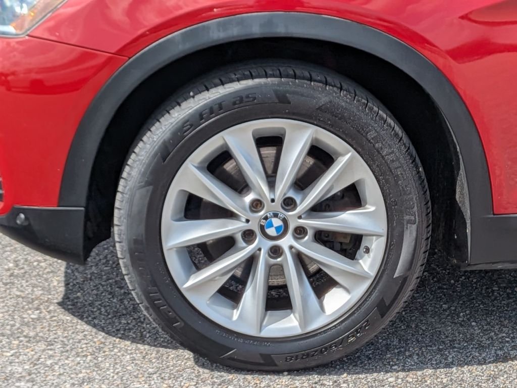 Used 2017 Red BMW sDrive28i image 11