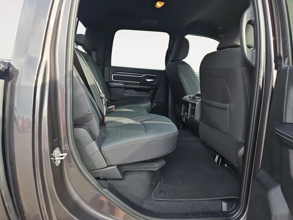2025 RAM Ram 2500 Pickup Big Horn - Photo 11