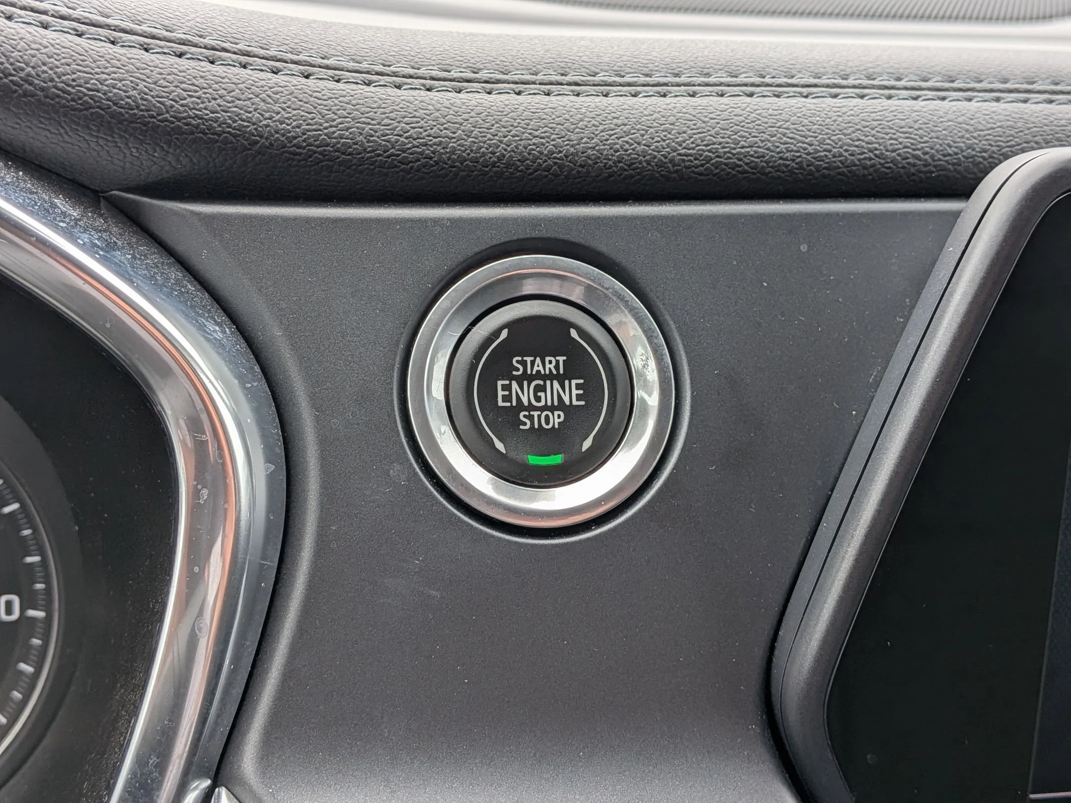Used 2022 Summit White Chevrolet LT image 16