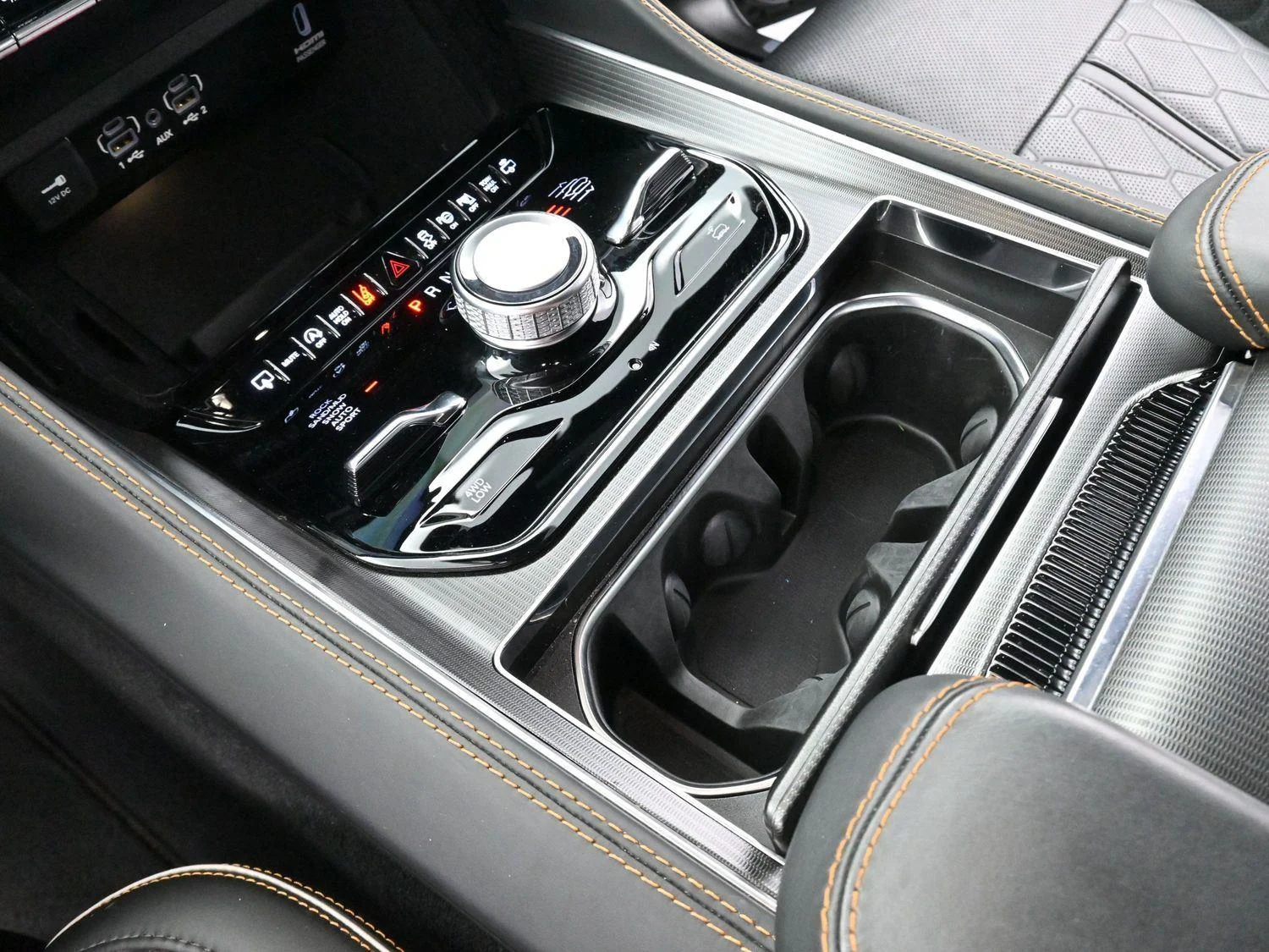 Used 2024 Black Jeep Series III Obsidian image 27