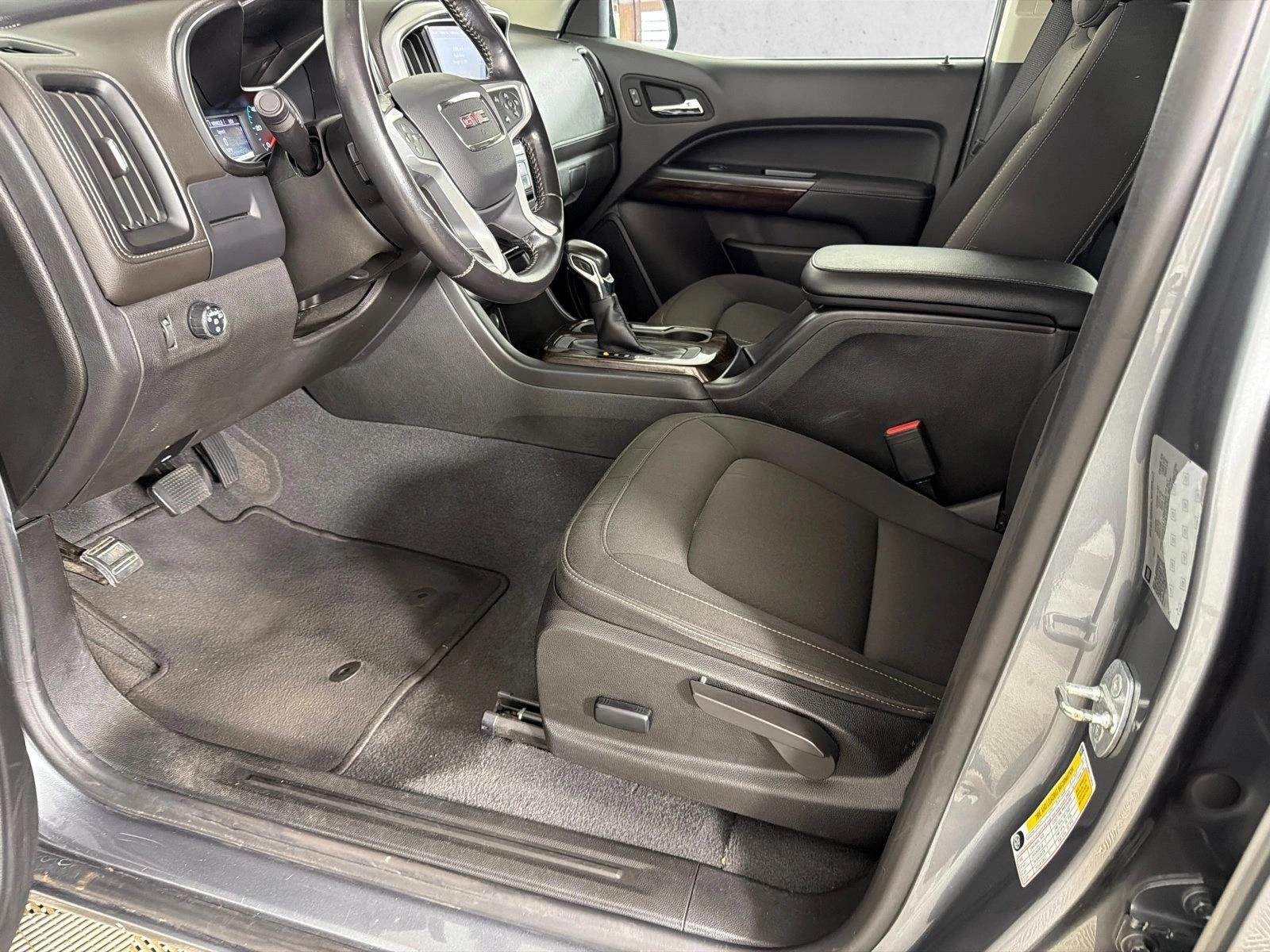 Used 2022 Satin Steel Metallic GMC 2WD Elevation image 9