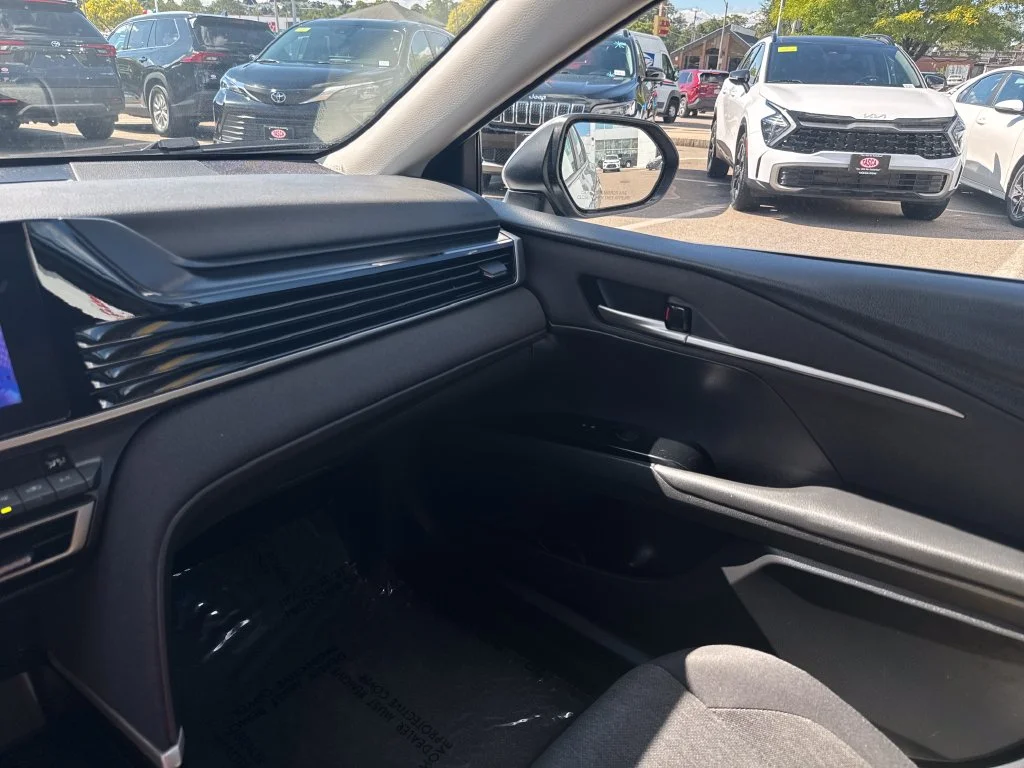 Used 2025 Silver Toyota LE image 28