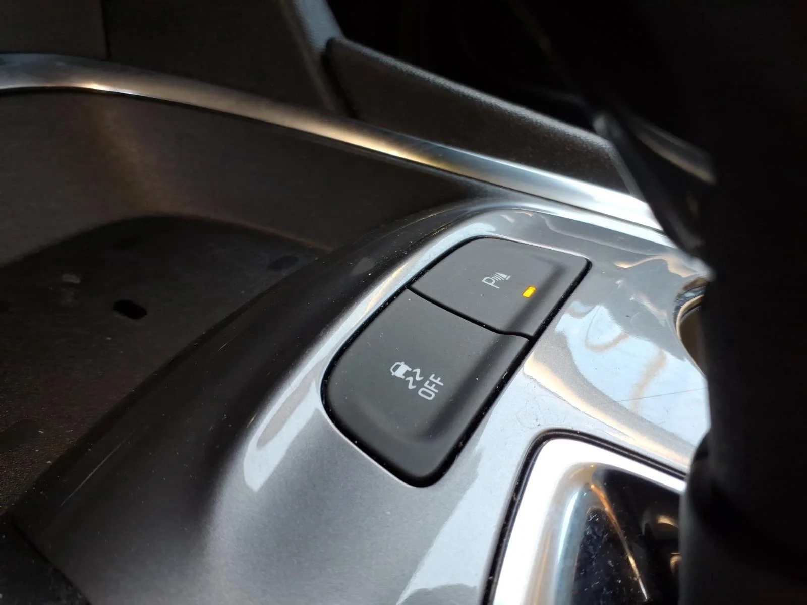 Used 2025 Mosaic Black Metallic Chevrolet LT image 8