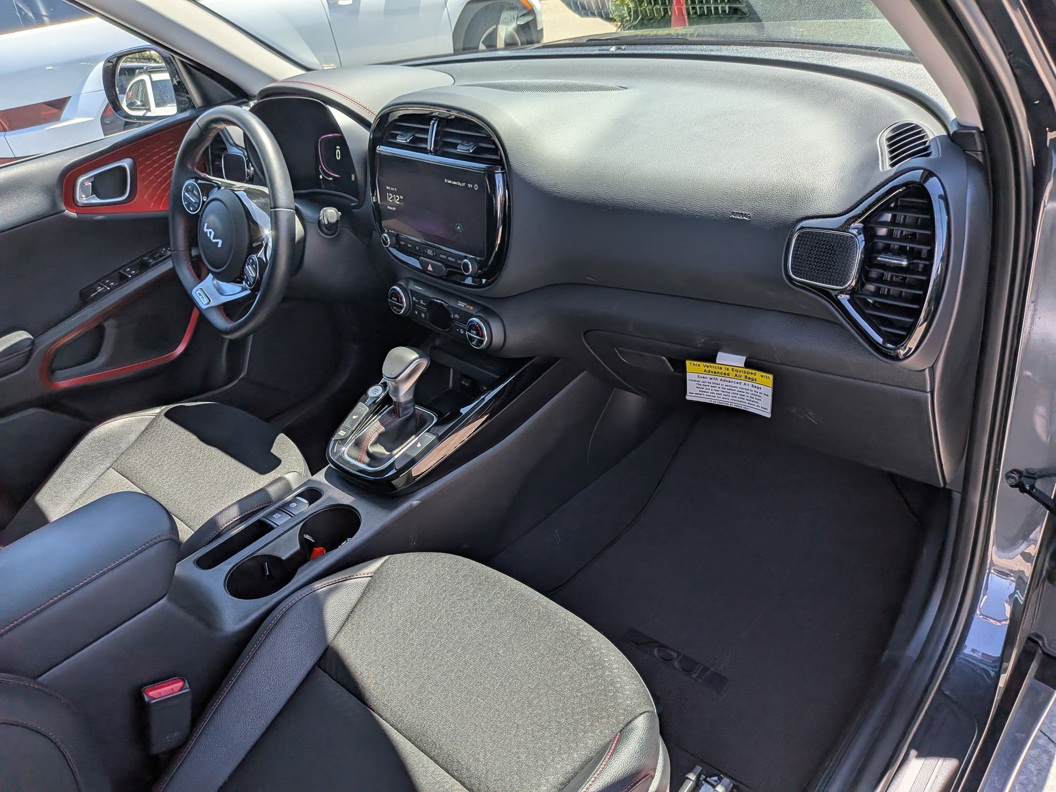 Used 2025 Gravity Gray Kia GT-Line image 31