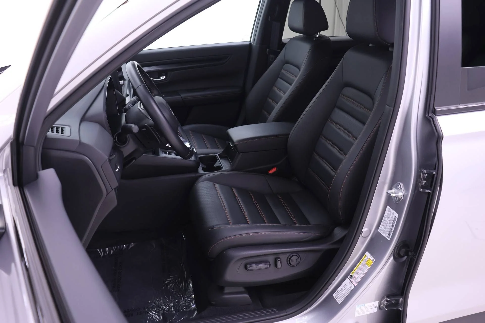 Certified Used 2026 Solar Silver Metallic Honda Sport-L image 4