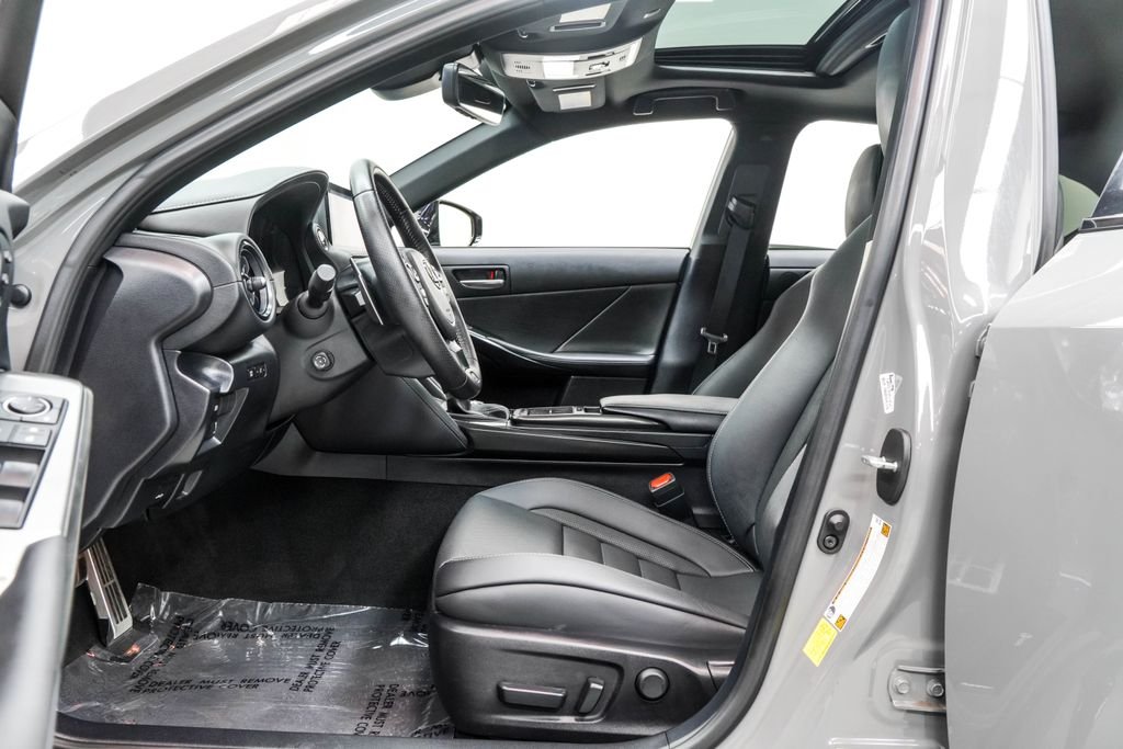 Used 2024 Gray Lexus 500 F SPORT Performance Premium image 16