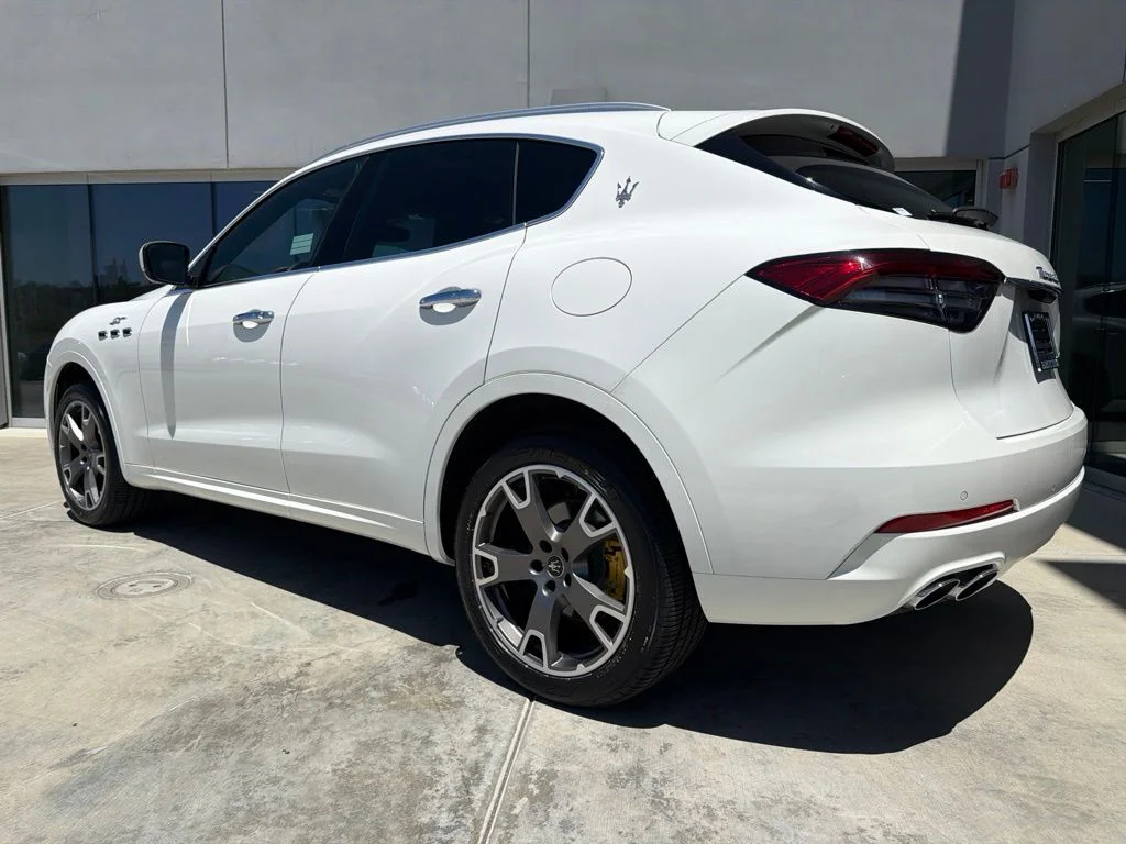 Used 2023 Bianco Maserati GT image 8