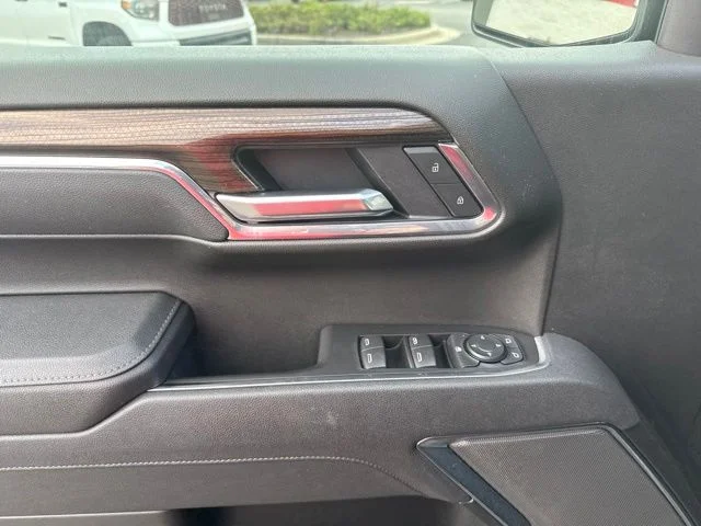 Used 2025 Gray Chevrolet LT image 22