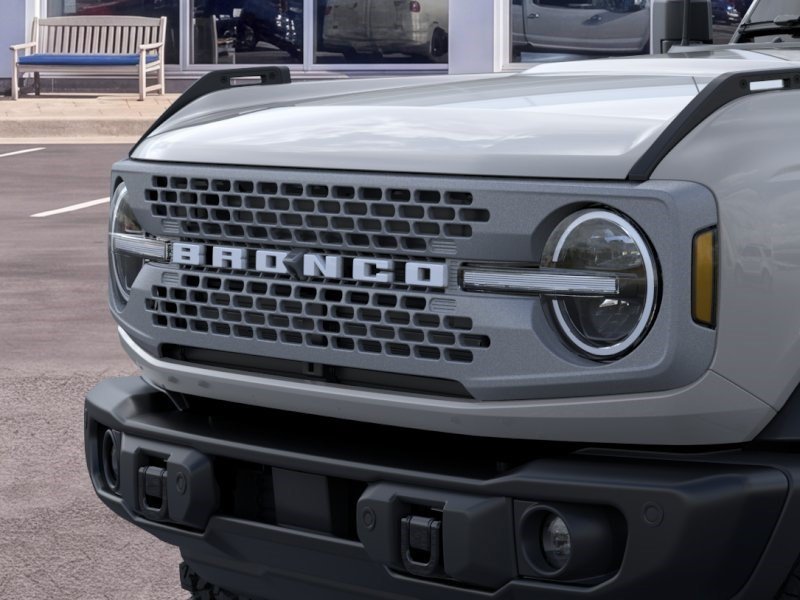 New 2026 Avalanche Gray Ford Badlands image 31