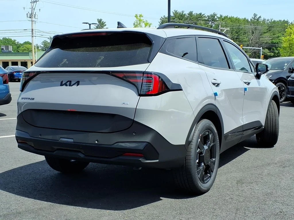New 2026 Gray Kia X-Line image 4