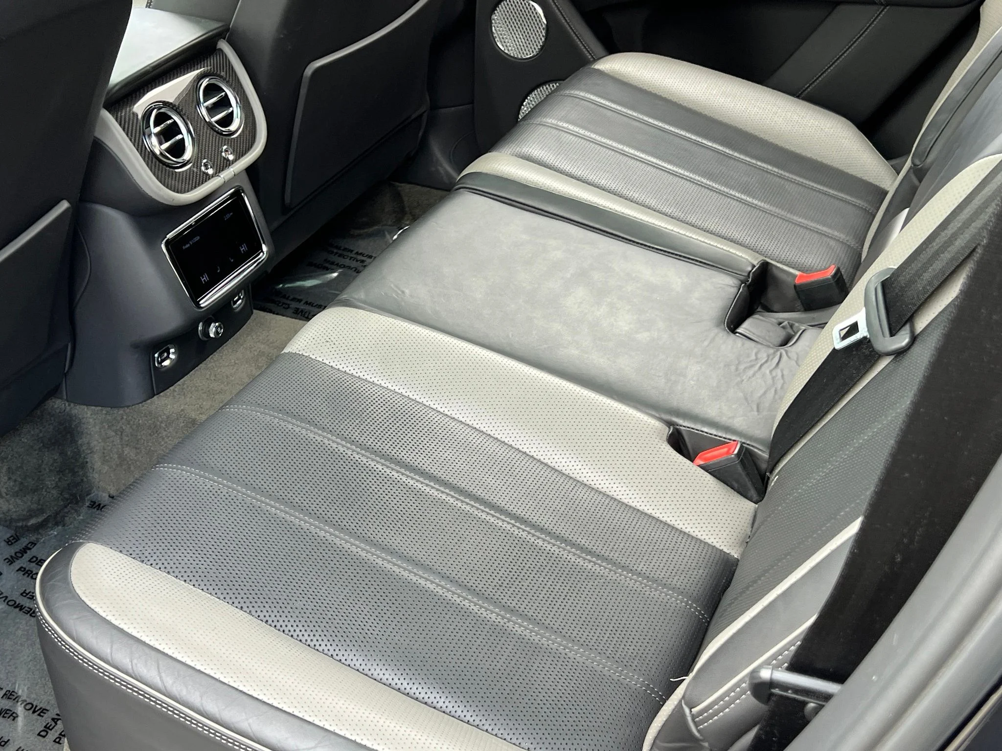 Used 2022 Black Bentley S image 20